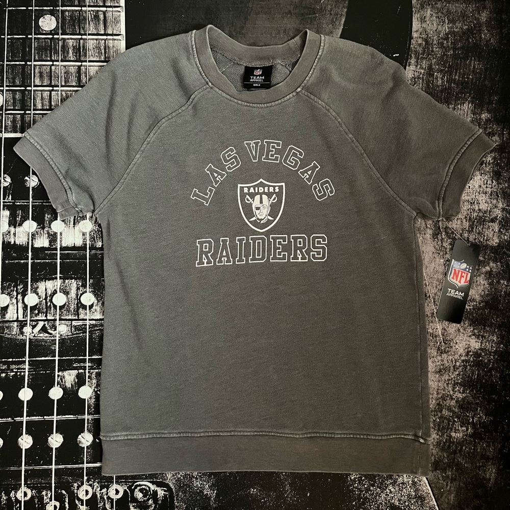 NWT Raiders Top